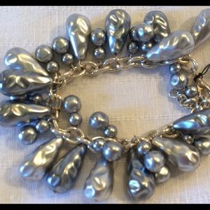 Grey tear drop bauble Silvertone bracelet. NWT